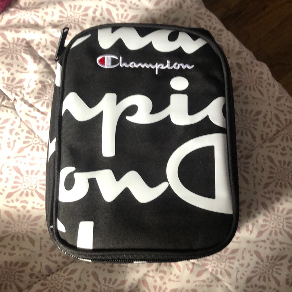 Champion Lunch box